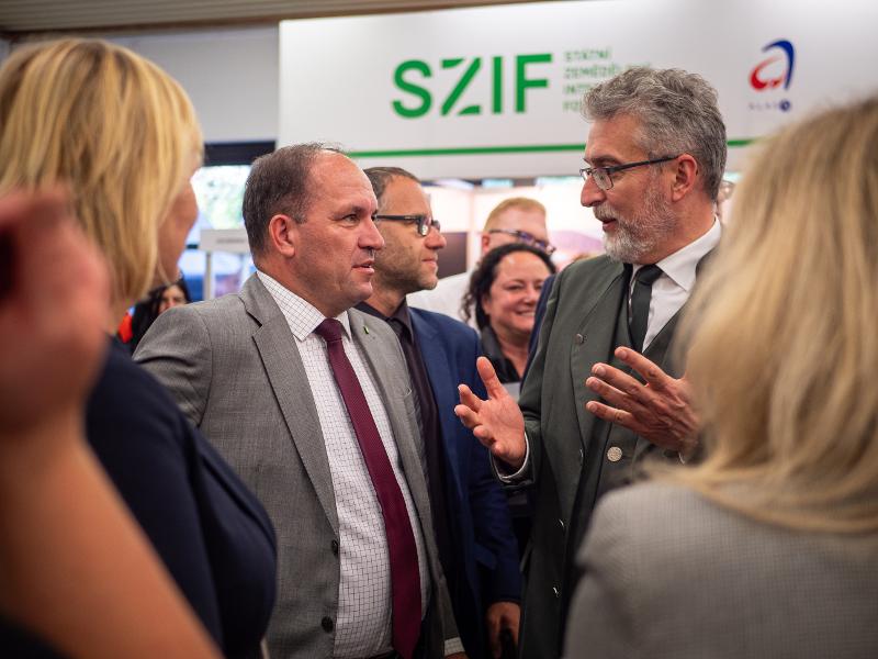 Olomouc_SVÚ_Flora_Kulatý stůl se zemědělci 5. 10. 2023 (41).jpg
