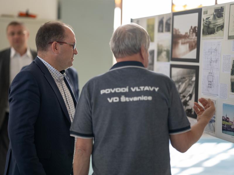 Zahájení stavby malé vodní elektrárny Klecany II na Vltavě 15. 5. 2024 (45).jpg