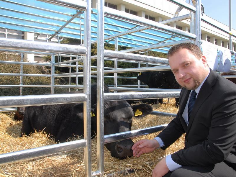 Ministr Jurečka navštívil mezinárodní veletrh Techagro, Animal Vetex, Silva Regina a Biomasa 2014