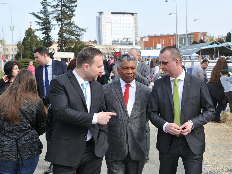 Ministr zemědělství Marian Jurečka na veletrhu Techagro