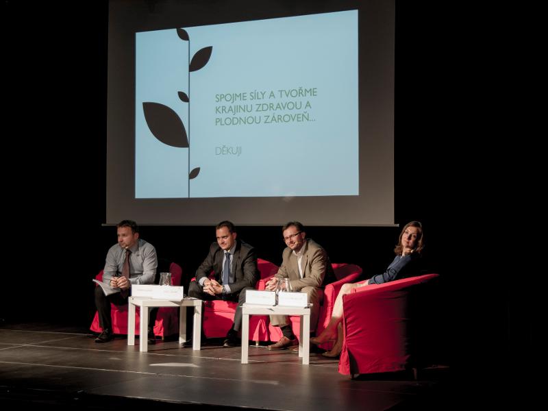 Ministr zemědělství Marian Jurečka na Roadshow v Plzni